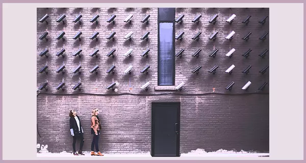 Ãœberwachung. Foto: Matthew-Henry_unsplash, Lizenz CC0