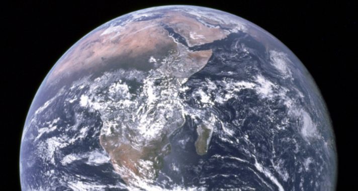 Die Erde, aufgenommen von der Apollo 17. Foto: NASA, wikimedia (gemeinfrei) Die Erde, aufgenommen von der Apollo 17. Foto: NASA, wikimedia (gemeinfrei)