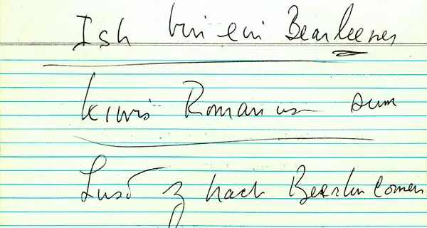 Notizzettel â€žIch bin ein Berlinerâ€œ. Bild: Wikimedia Commons - John F. Kennedy [Public domain].