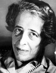 Foto von Hannah Arendt / Offizielles Hannah-Arendt-Foto der Stadt Hannover, ©Frau Käte Fuerst, Ramat Ha-Sharon, Israel