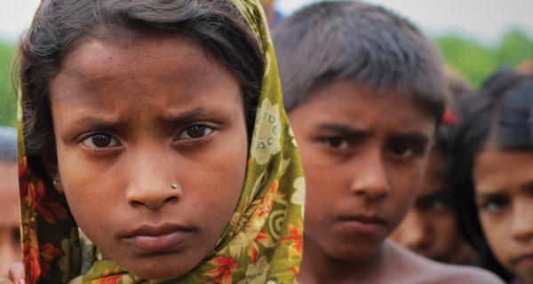 Die Bewohner:innen an Bangladeschs Küsten spüren schon heute die Folgen des Klimawandels: Der Meereswasserspiegel steigt, Ackerland wird immer knapper. Foto: Adrien Taylor, unsplash.com, o4m8M9ri6wc Die Bewohner:innen an Bangladeschs Küsten spüren schon heute die Folgen des Klimawandels: Der Meereswasserspiegel steigt, Ackerland wird immer knapper. Foto: Adrien Taylor, unsplash.com, o4m8M9ri6wc