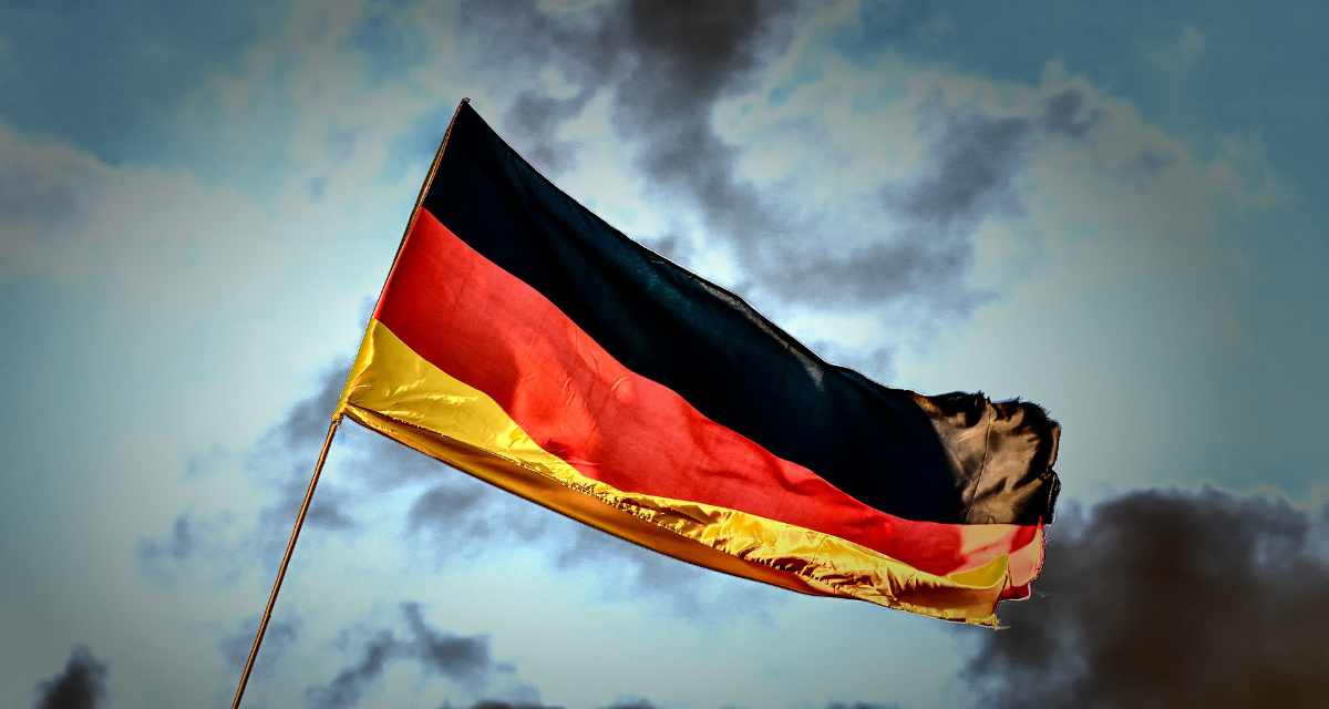 Deutschland liegt in der â€žReporter ohne Grenzenâ€œ-Rangliste der Pressefreiheit 2022 nur noch auf Platz 16 von weltweit 180 erfassten Staaten. Symbolfoto Deutschlandflagge: Pixabay.com | Analogicus. 